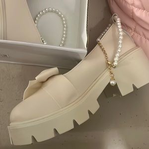 Crème platform kawaii style